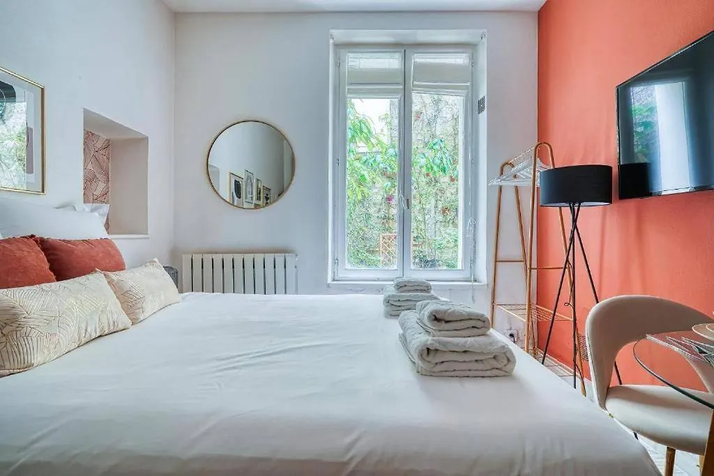 Studio Proche Alesia - Thibaud - II Paris 0*,  France